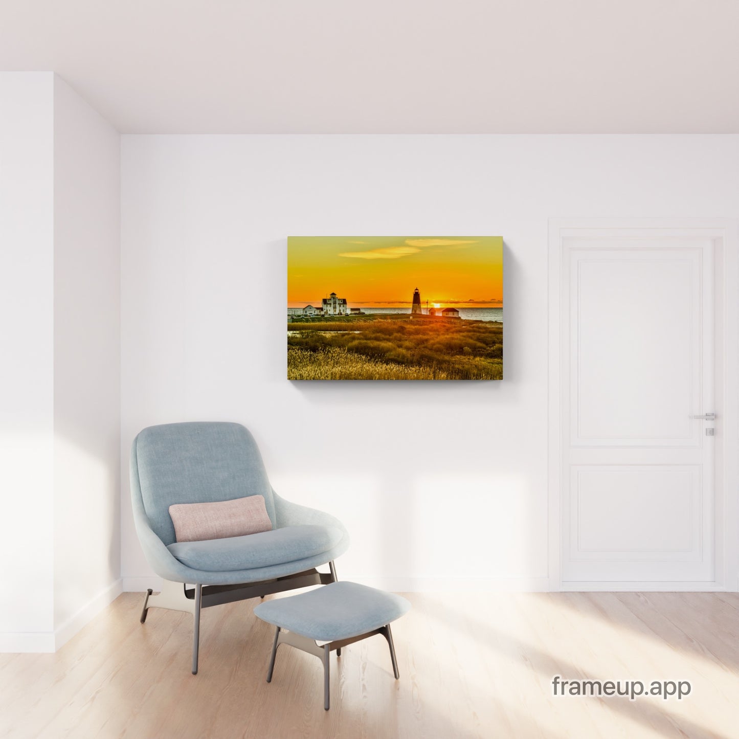 Point Judith Light 25
