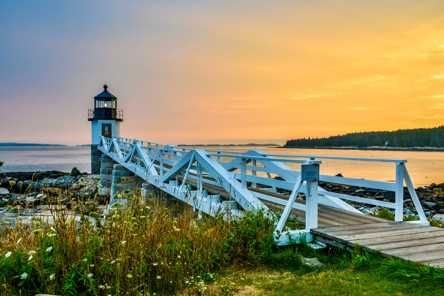 Marshall Point Light 1