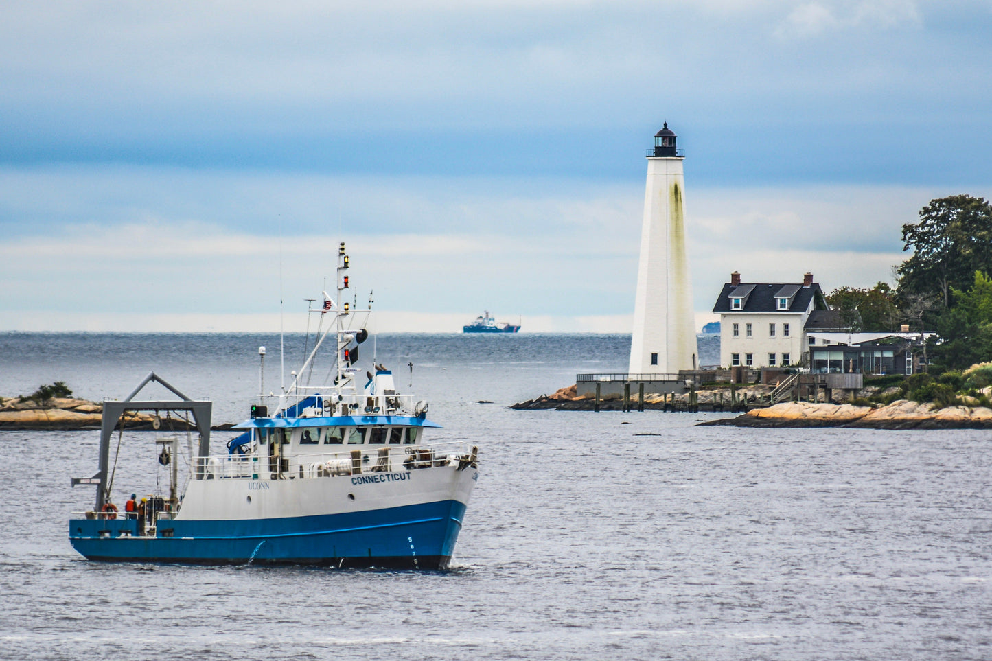 New London Harbor Light 1