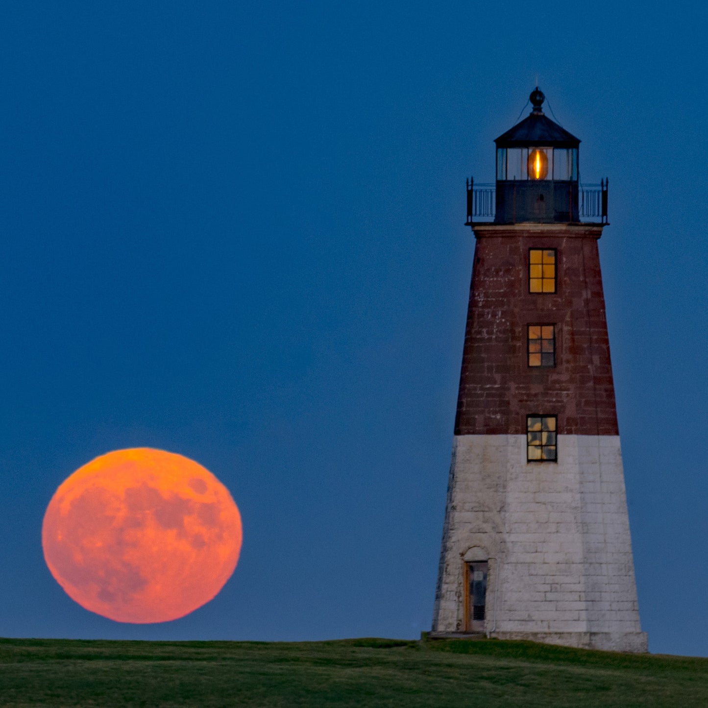 Point Judith Light 13