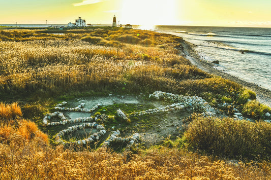 Point Judith Light 18